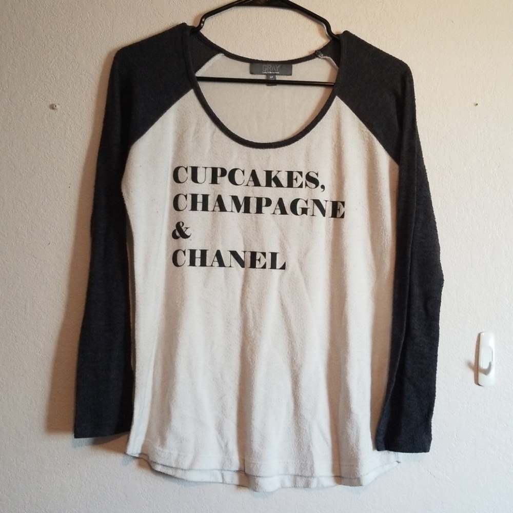 Gray Saks Fifth Avenue long sleeve cute shirt